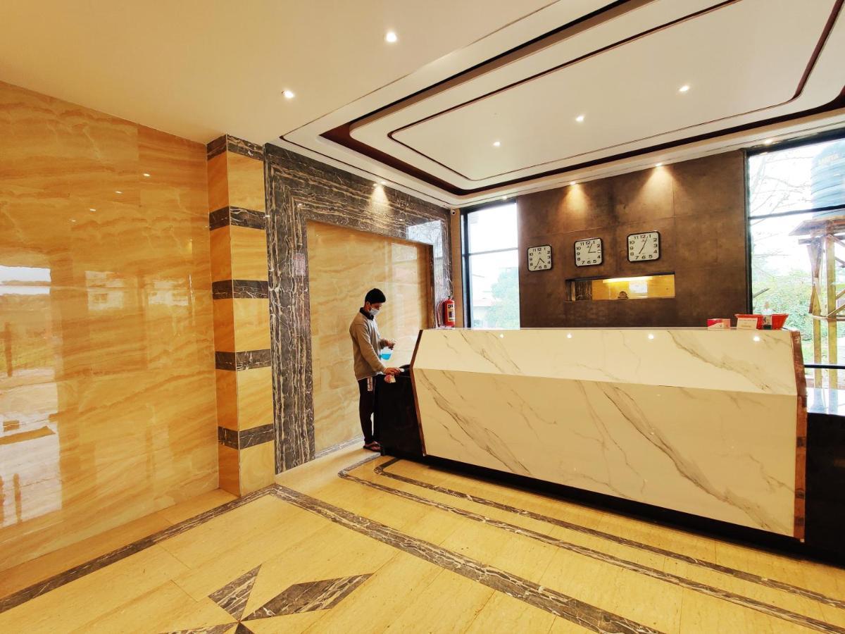 Arya Resort And Spa Mahabaleshwar Exterior photo