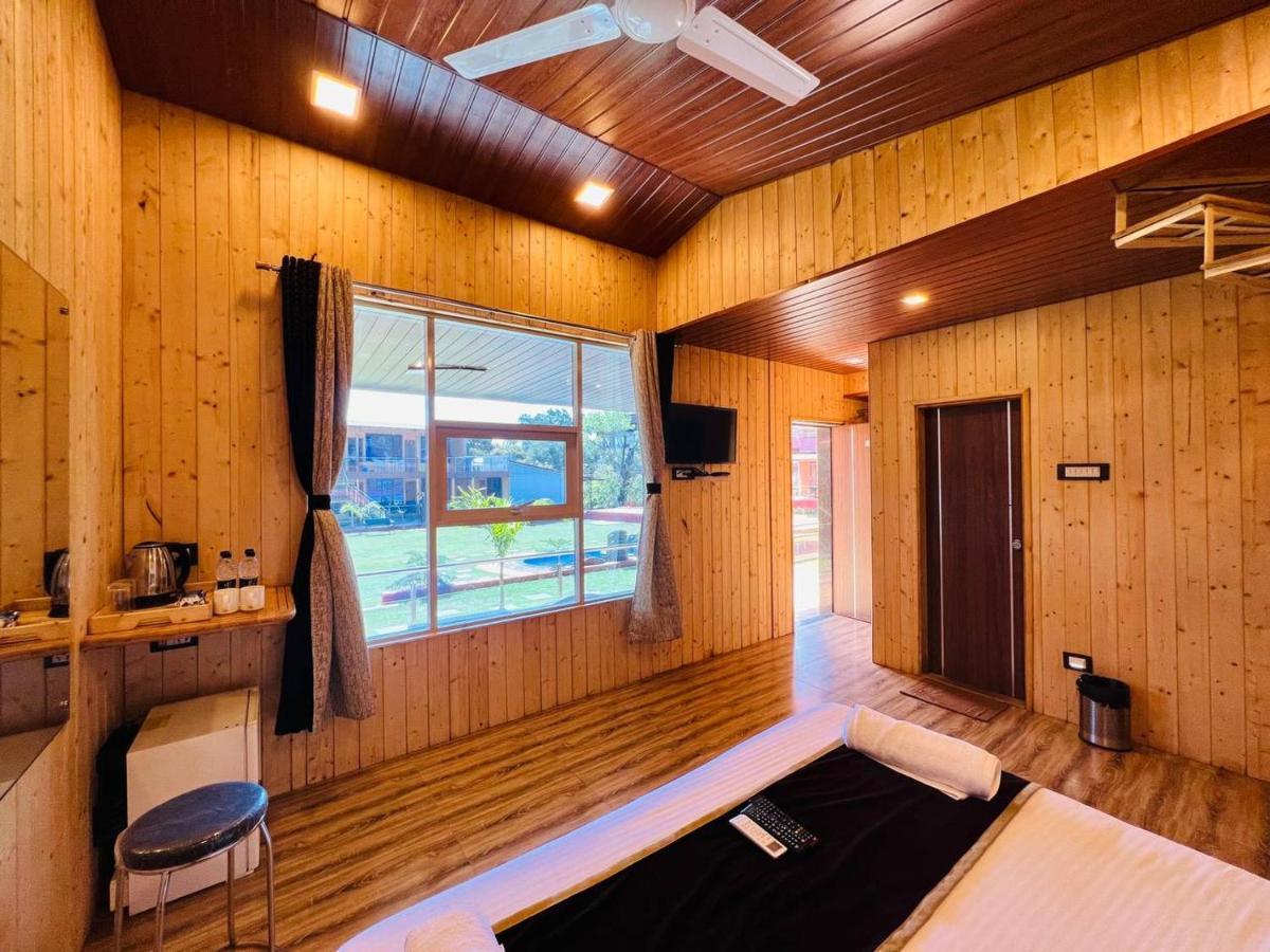 Arya Resort And Spa Mahabaleshwar Exterior photo